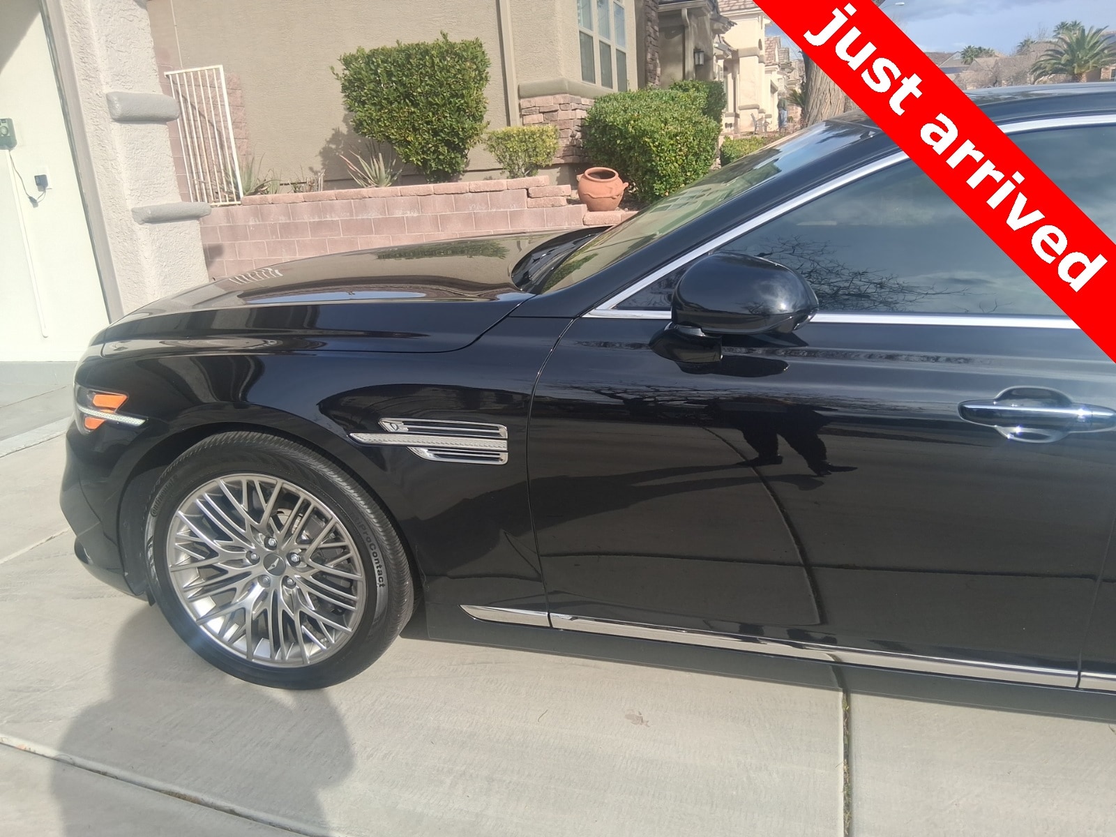 Thumbnail: 2022 Genesis G90 - 8