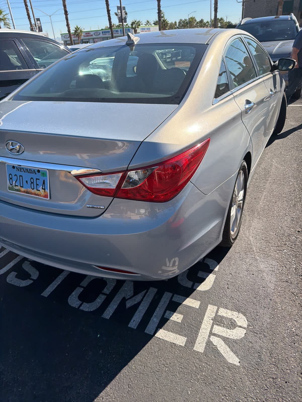 Thumbnail: 2011 Hyundai Sonata - 7