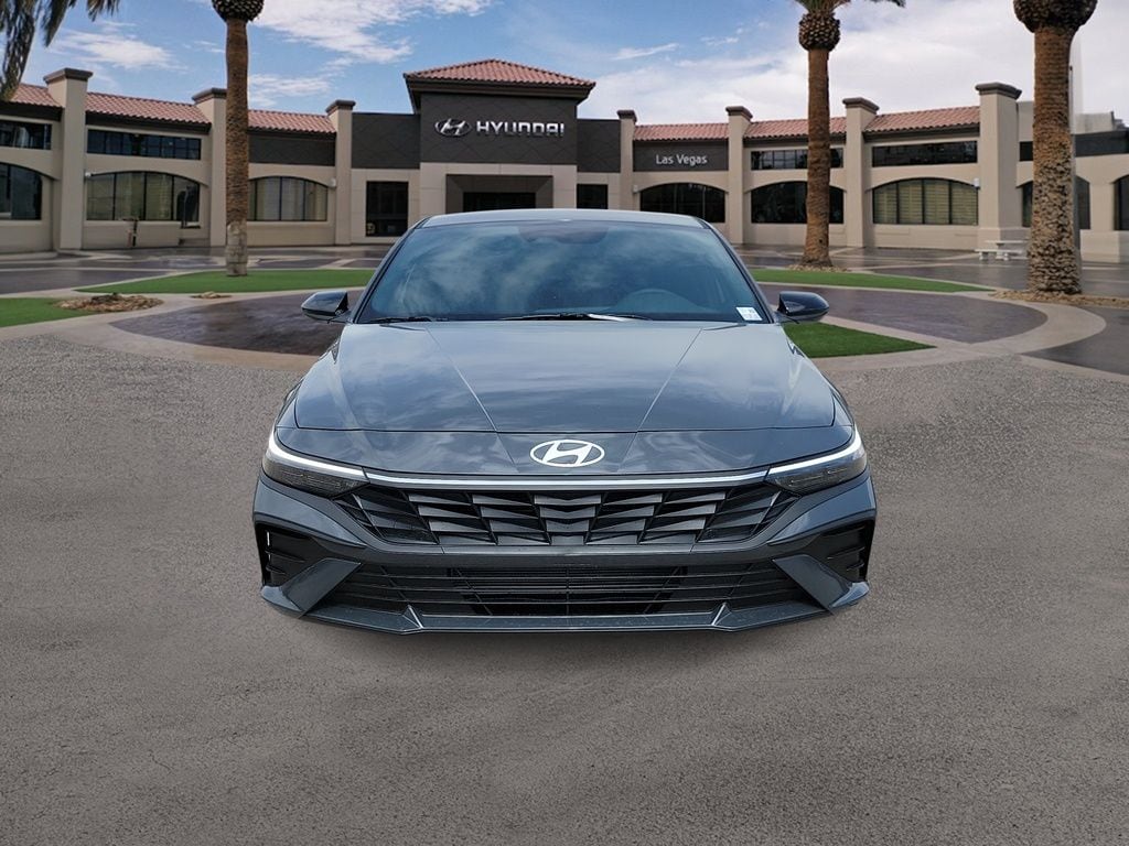 Used 2025 Hyundai Elantra SEL Sport Sedan