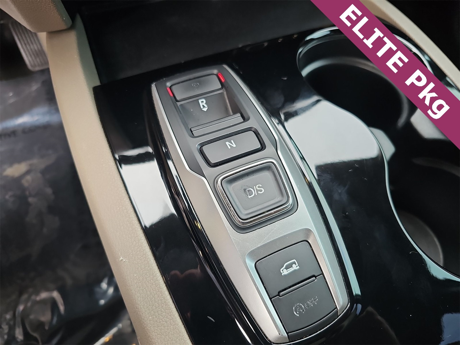 Thumbnail: 2016 Honda Pilot - 21