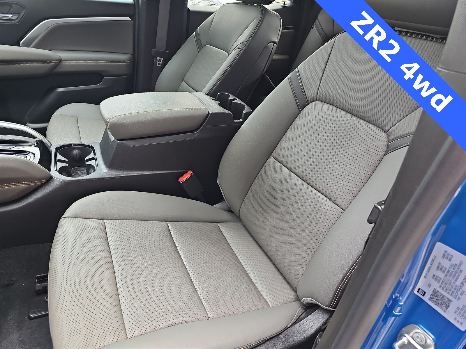 Thumbnail: 2023 Chevrolet Colorado - 15