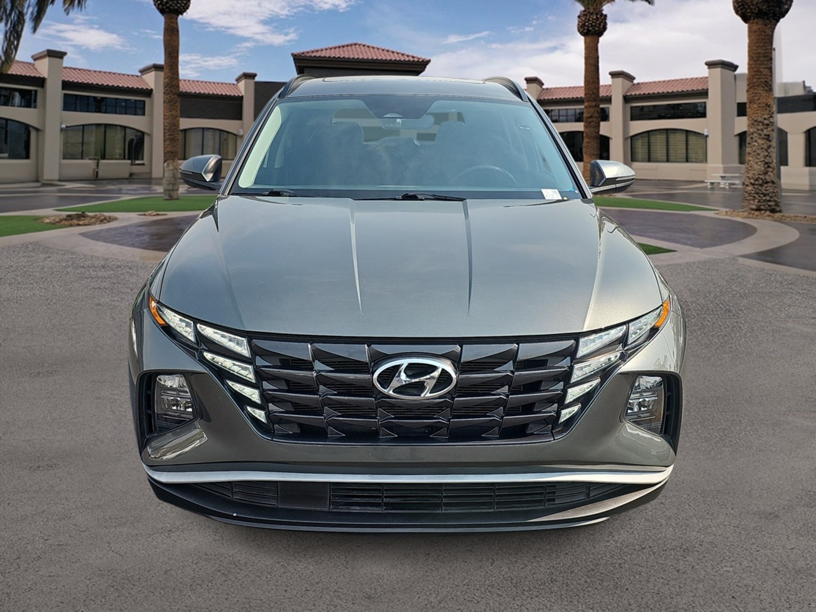 Thumbnail: 2022 Hyundai Tucson - 4