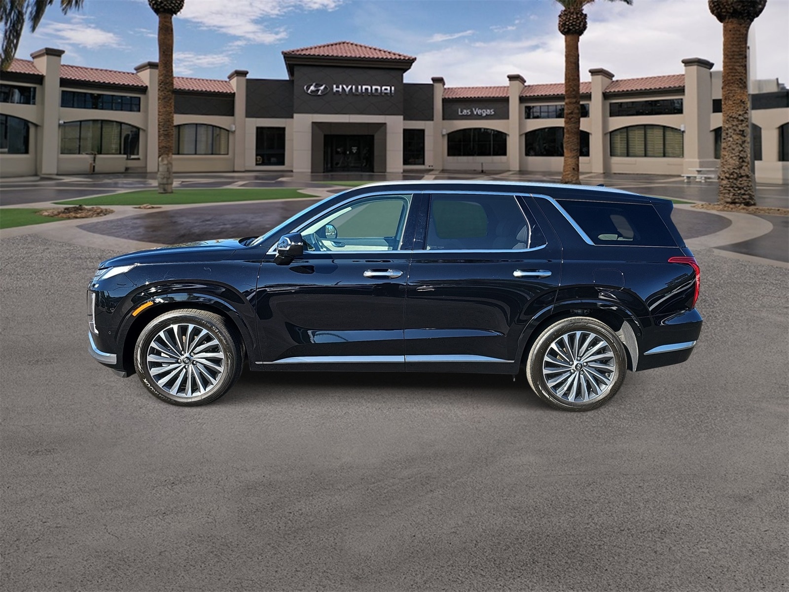 Thumbnail: 2023 Hyundai Palisade - 5