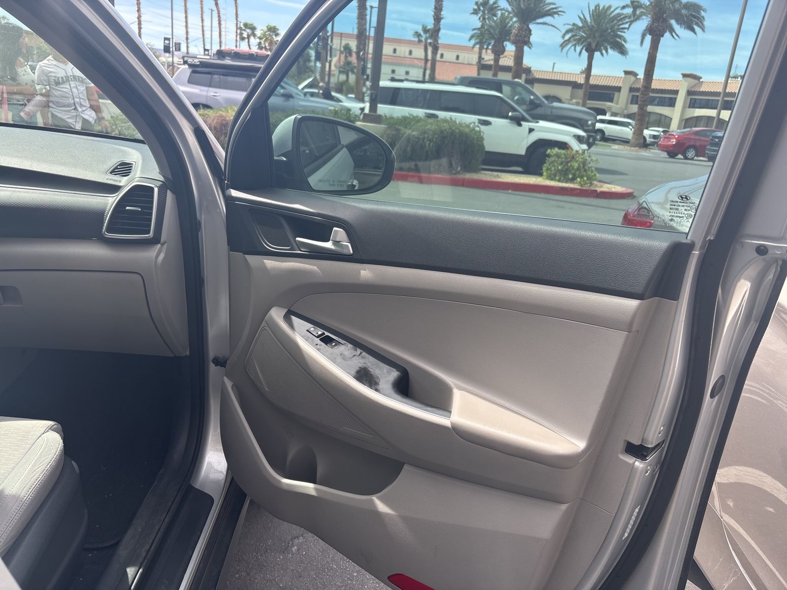 Thumbnail: 2019 Hyundai Tucson - 4