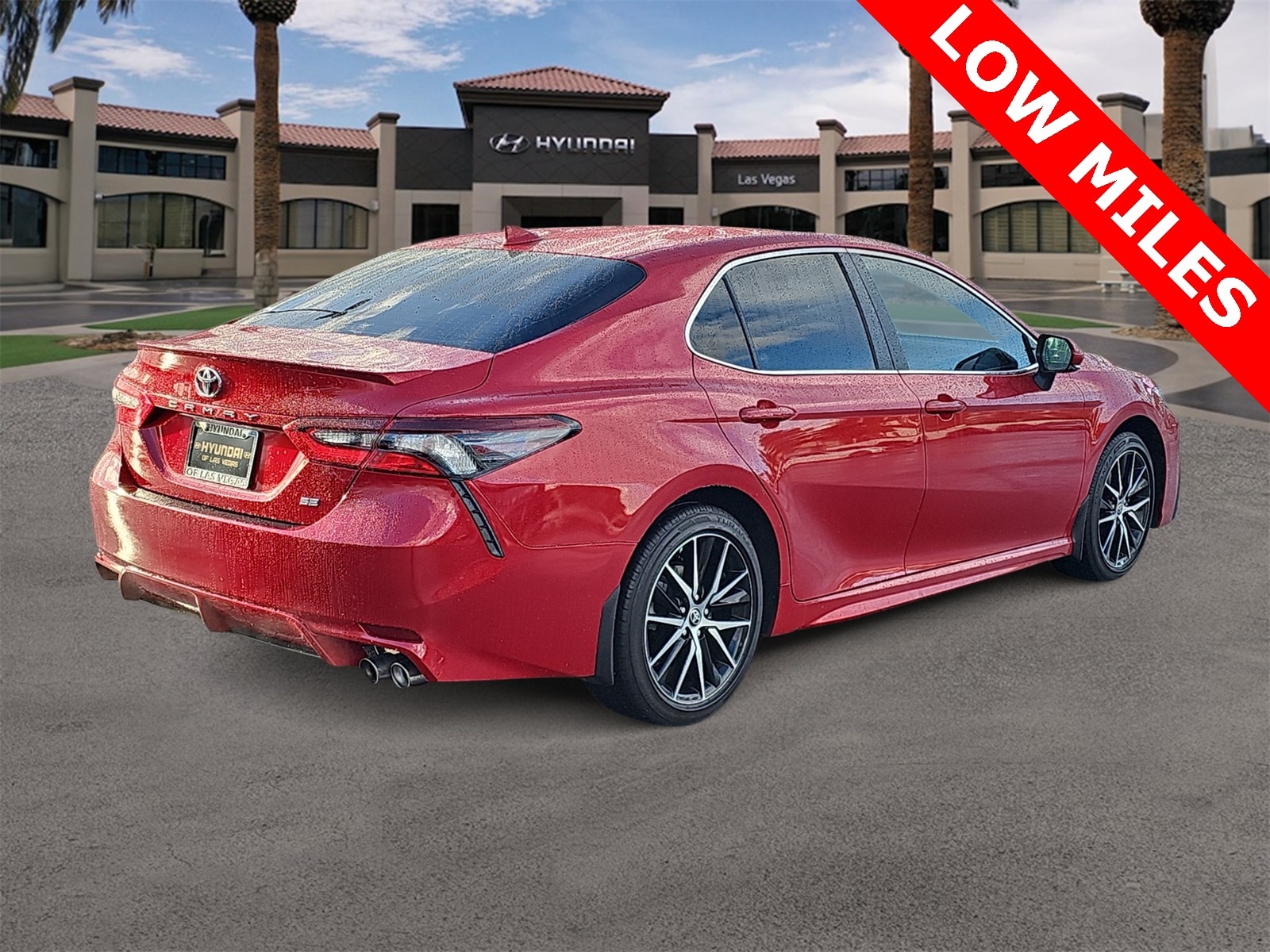 Thumbnail: 2023 Toyota Camry - 8