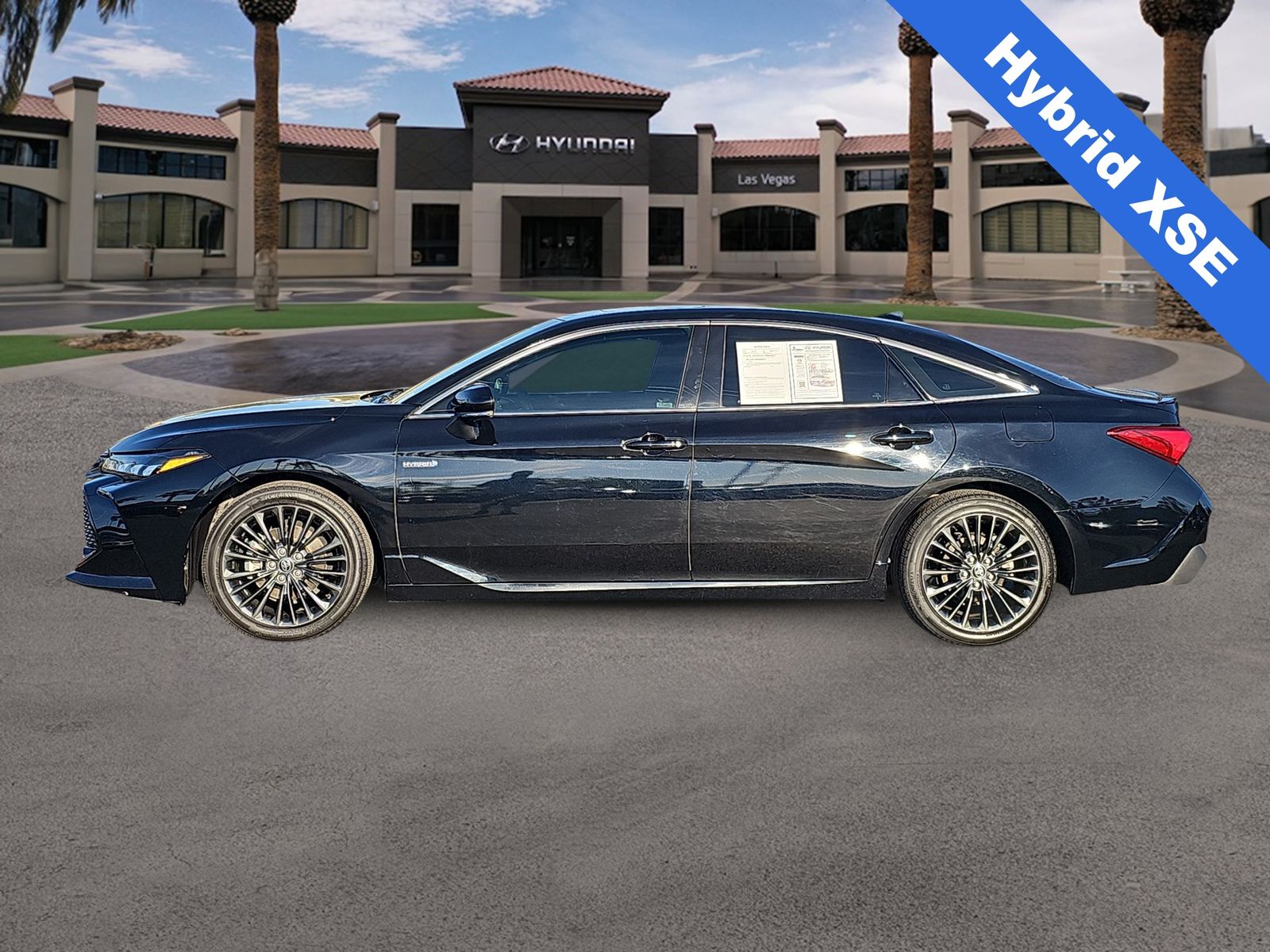 Thumbnail: 2021 Toyota Avalon - 5