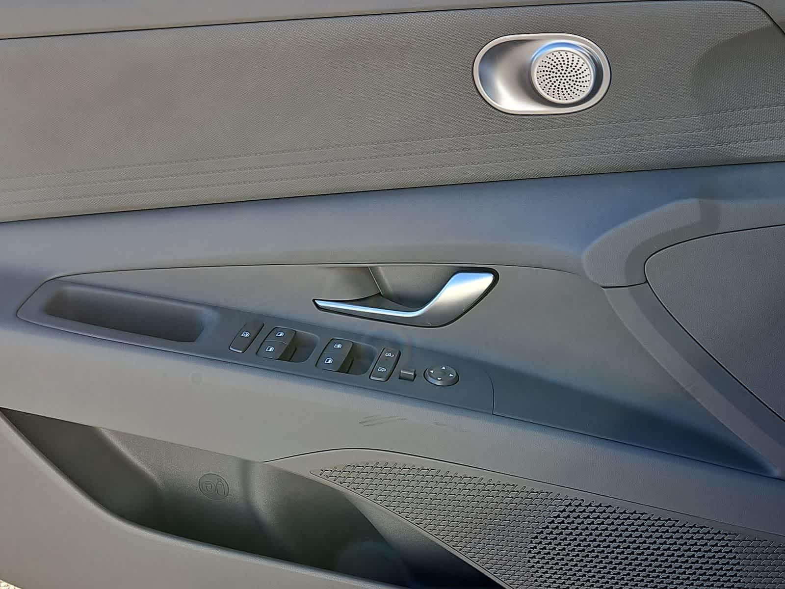 Thumbnail: 2026 Hyundai Elantra - 27