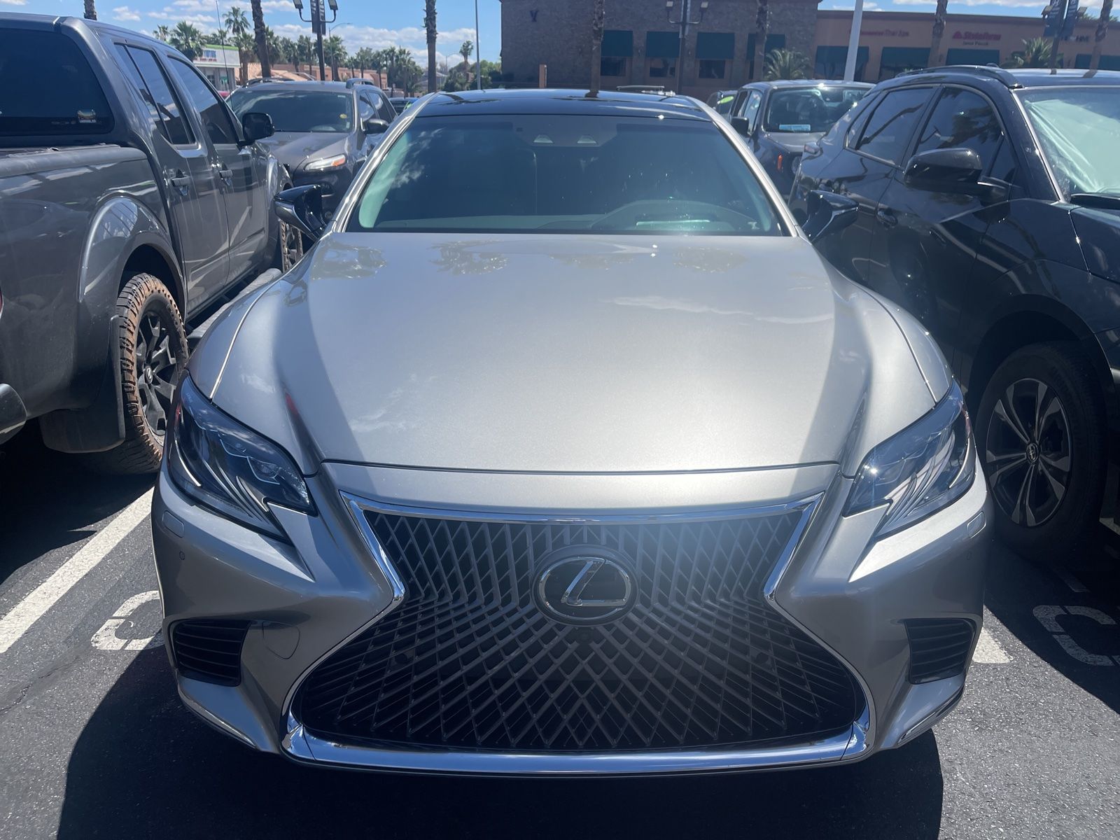 Thumbnail: 2019 Lexus LS - 6