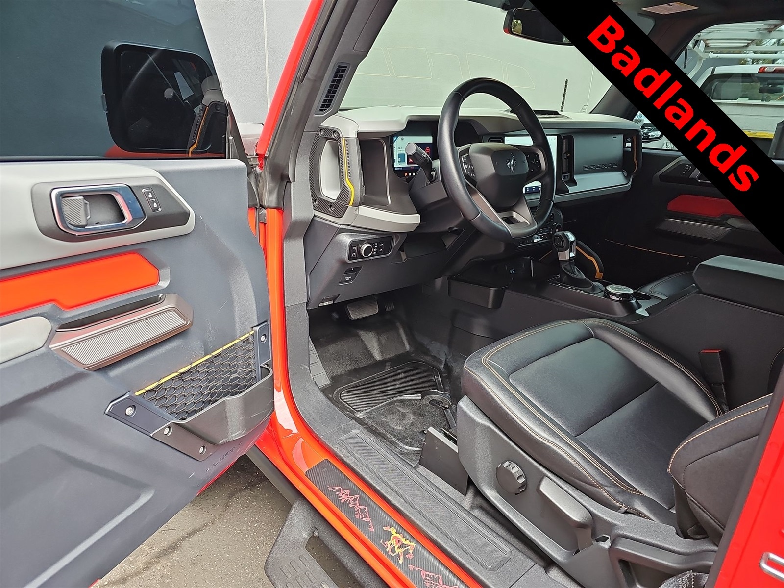 Thumbnail: 2023 Ford Bronco - 10