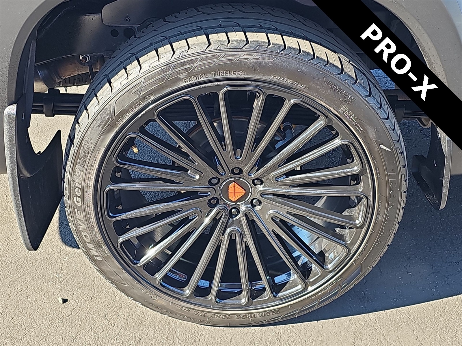 Thumbnail: 2024 Nissan Frontier - 12