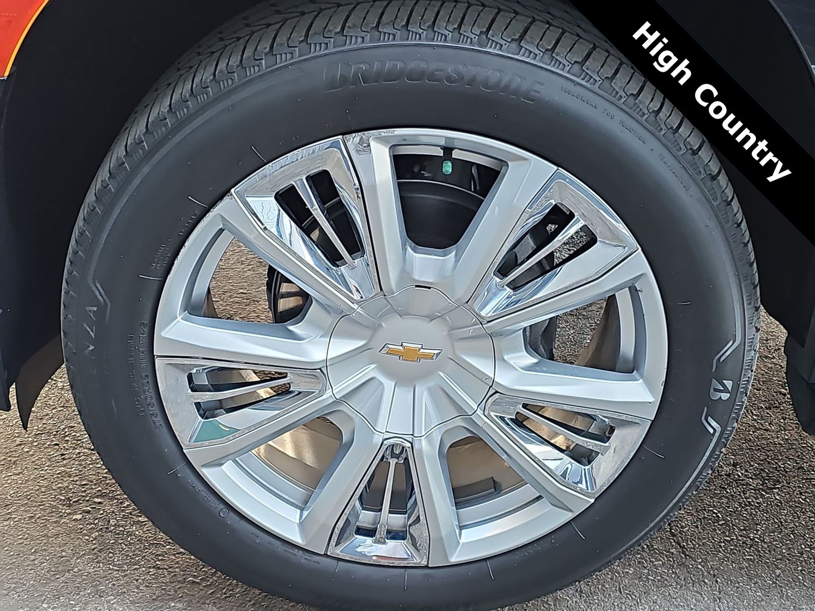 Thumbnail: 2022 Chevrolet Suburban - 12