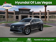 SUV Hyundai Tucson SE con tracción delantera, modelo 2026