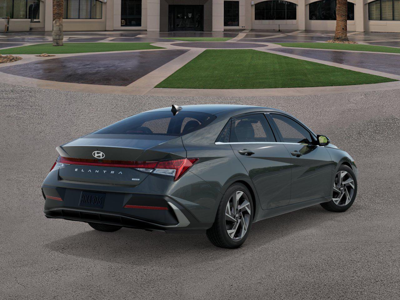2025 Hyundai Elantra Hybrid Limited photo 4