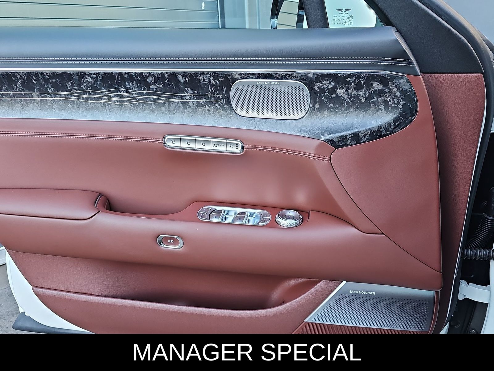 2025 GENESIS G90 Base - Photo 28
