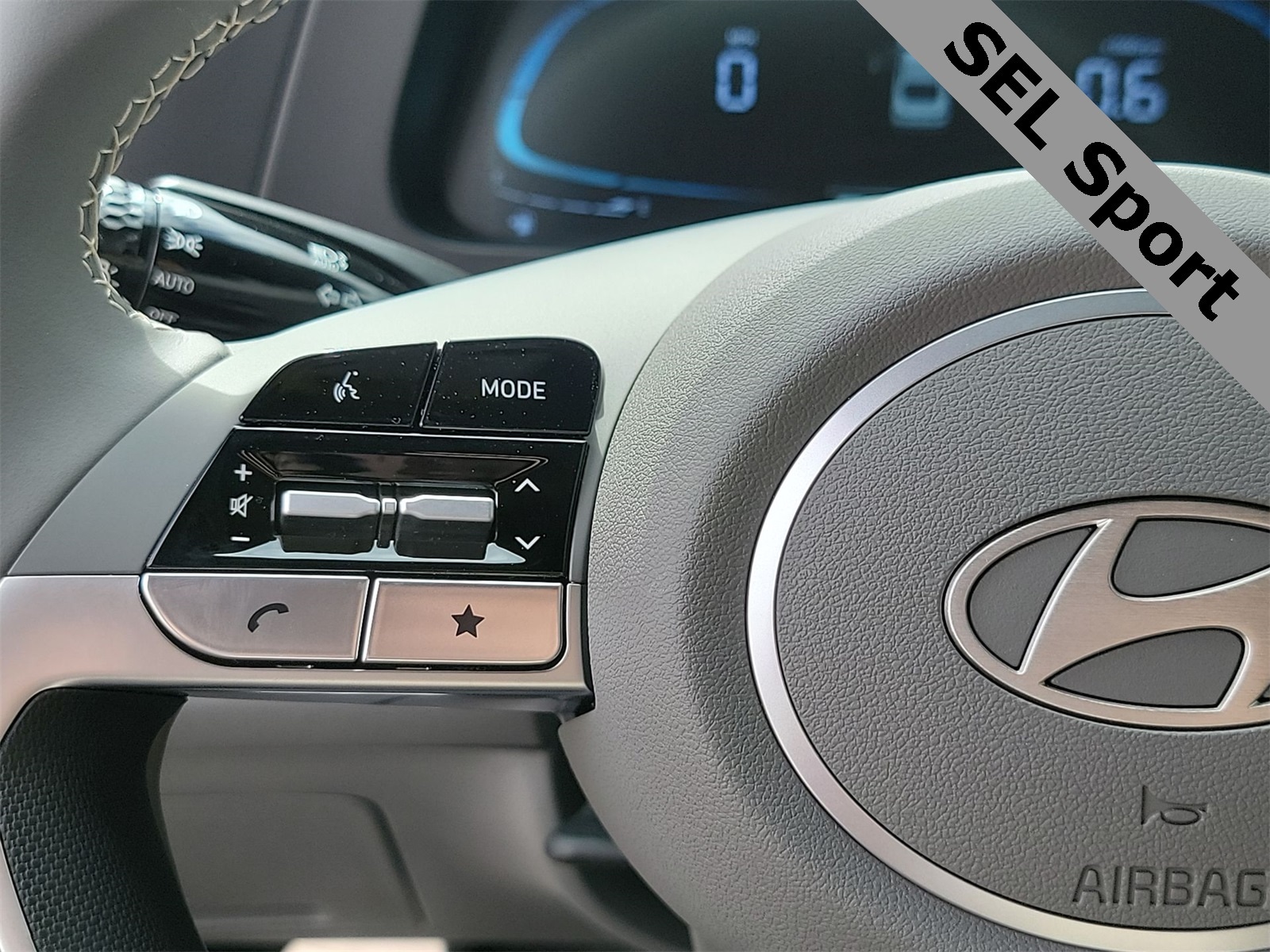 Thumbnail: 2025 Hyundai Elantra - 25