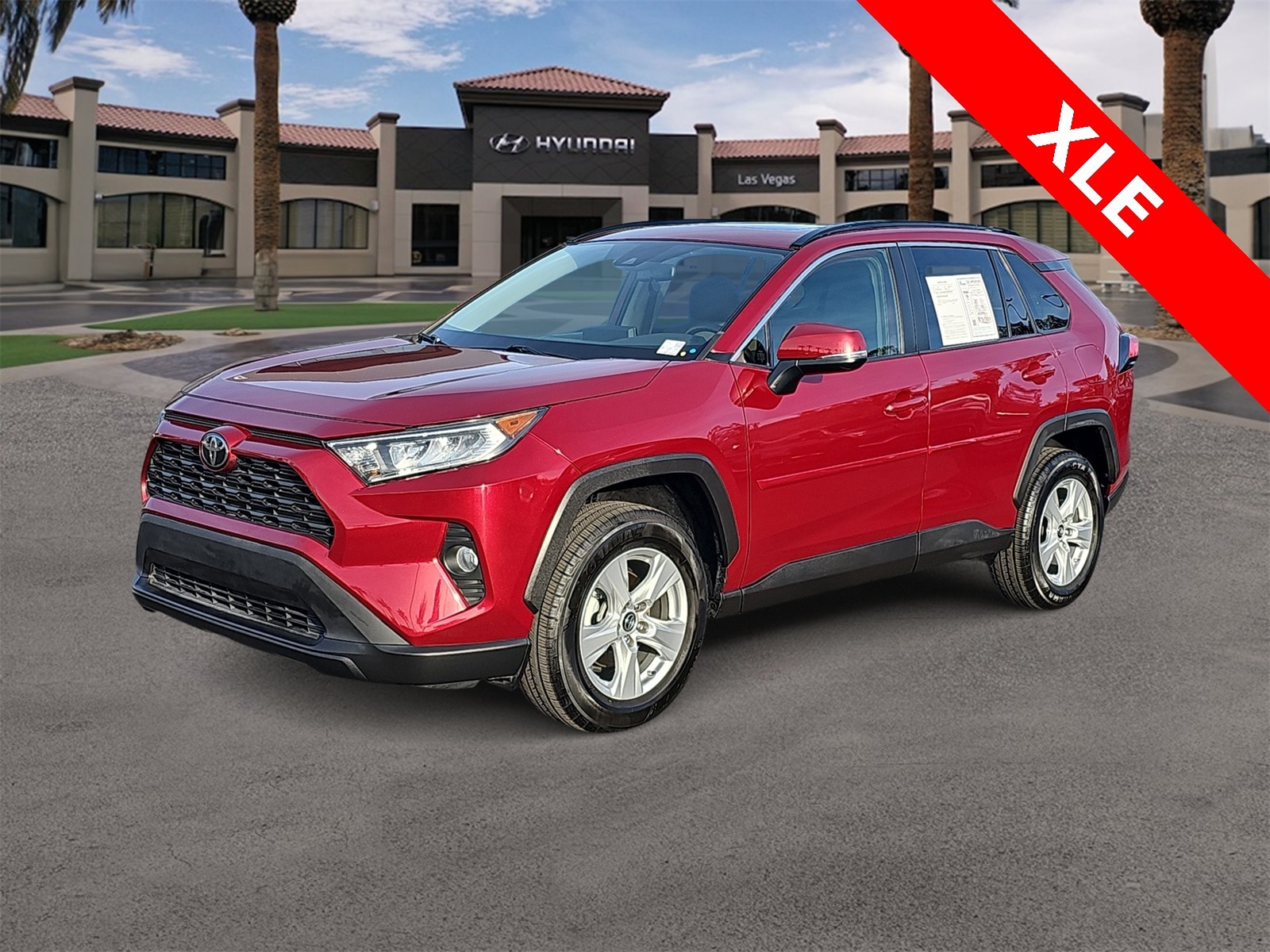 Thumbnail: 2019 Toyota RAV4 - 4