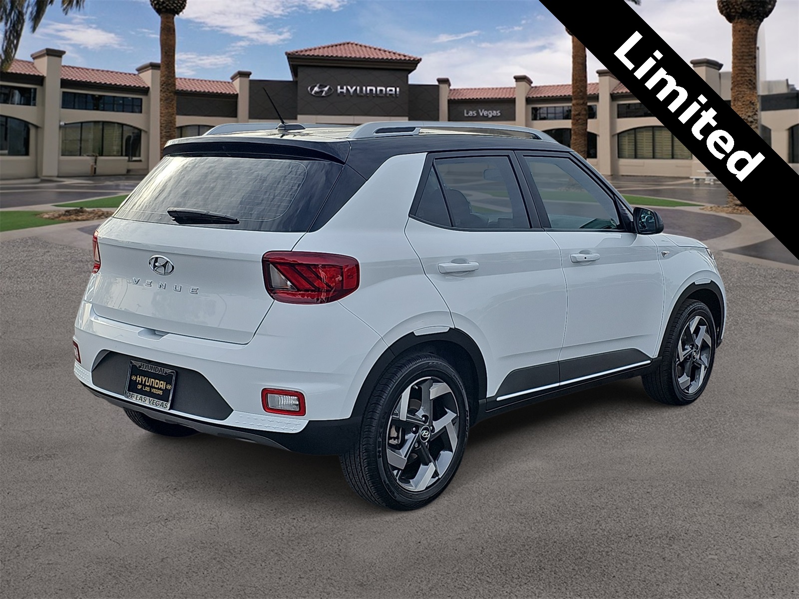 Thumbnail: 2024 Hyundai Venue - 8