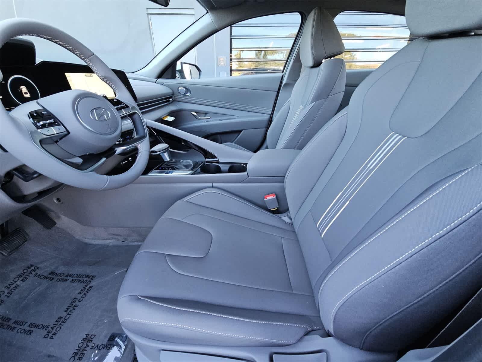 Thumbnail: 2025 Hyundai Elantra - 15