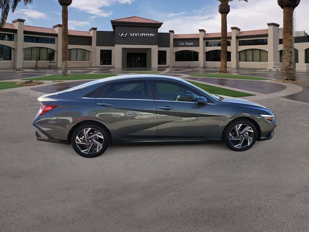 Thumbnail: 2025 Hyundai Elantra - 9