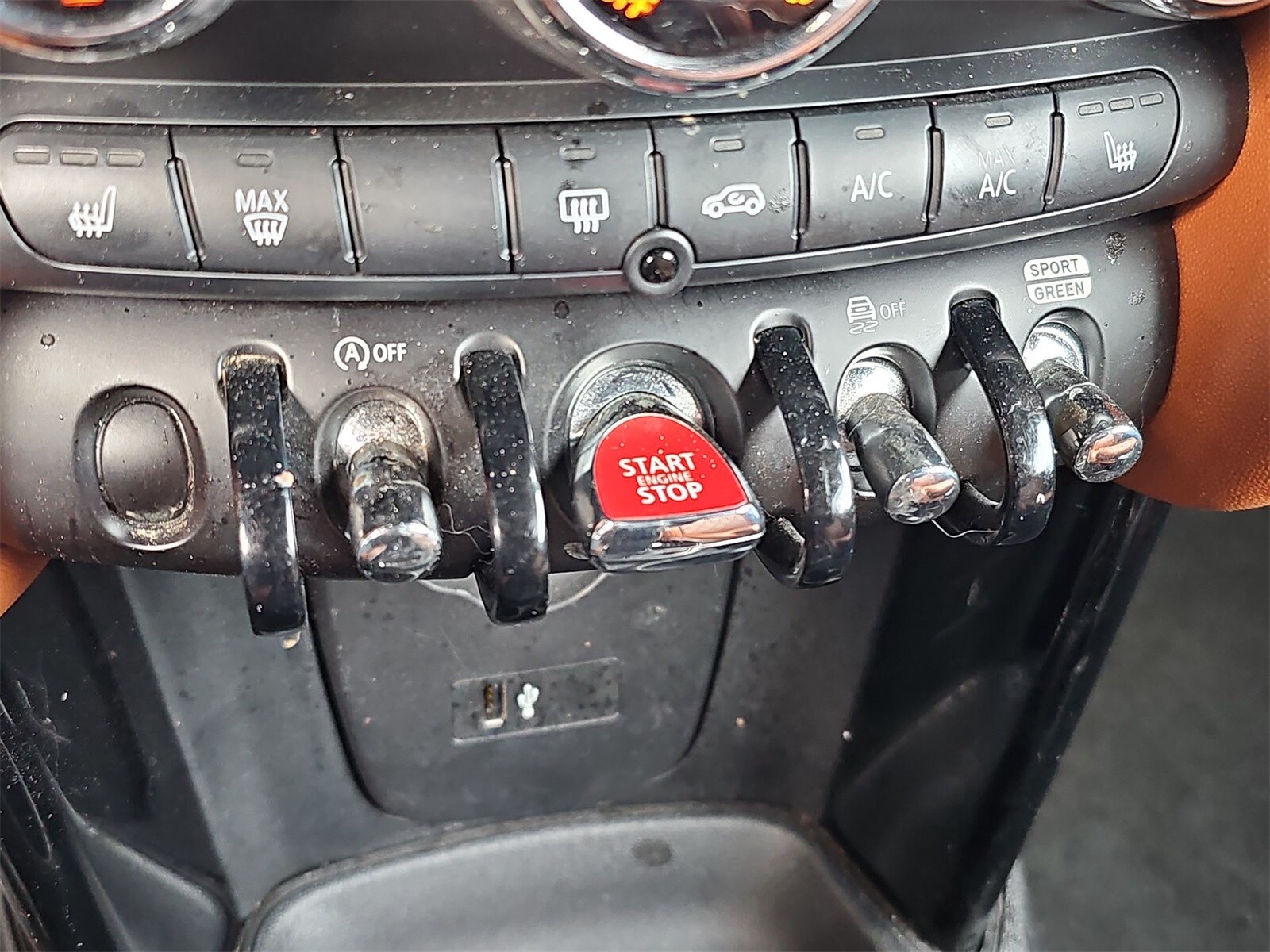 Thumbnail: 2022 MINI Cooper Convertible - 23