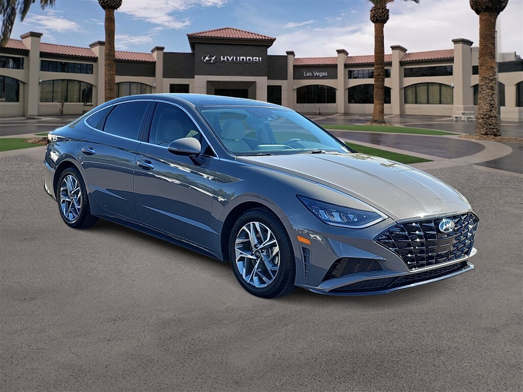 Used 2023 Hyundai Sonata SEL Sedan