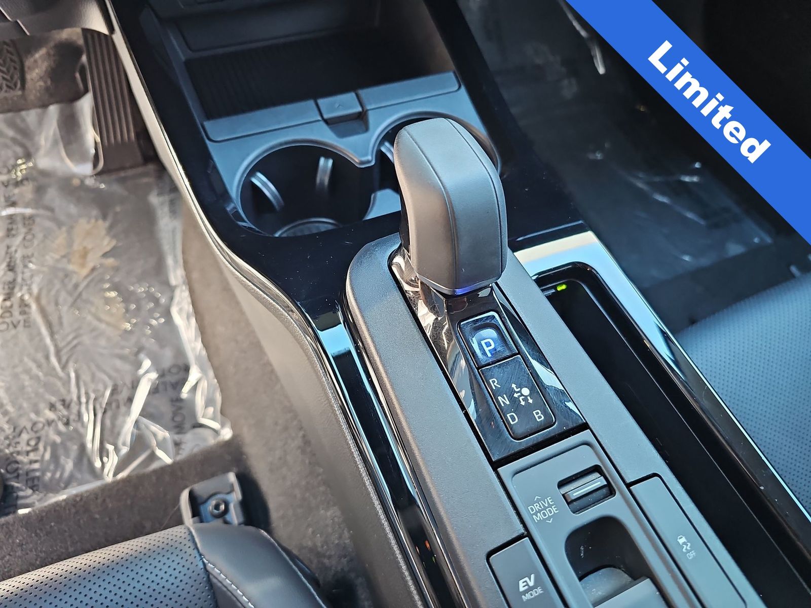 Thumbnail: 2023 Toyota Prius - 20