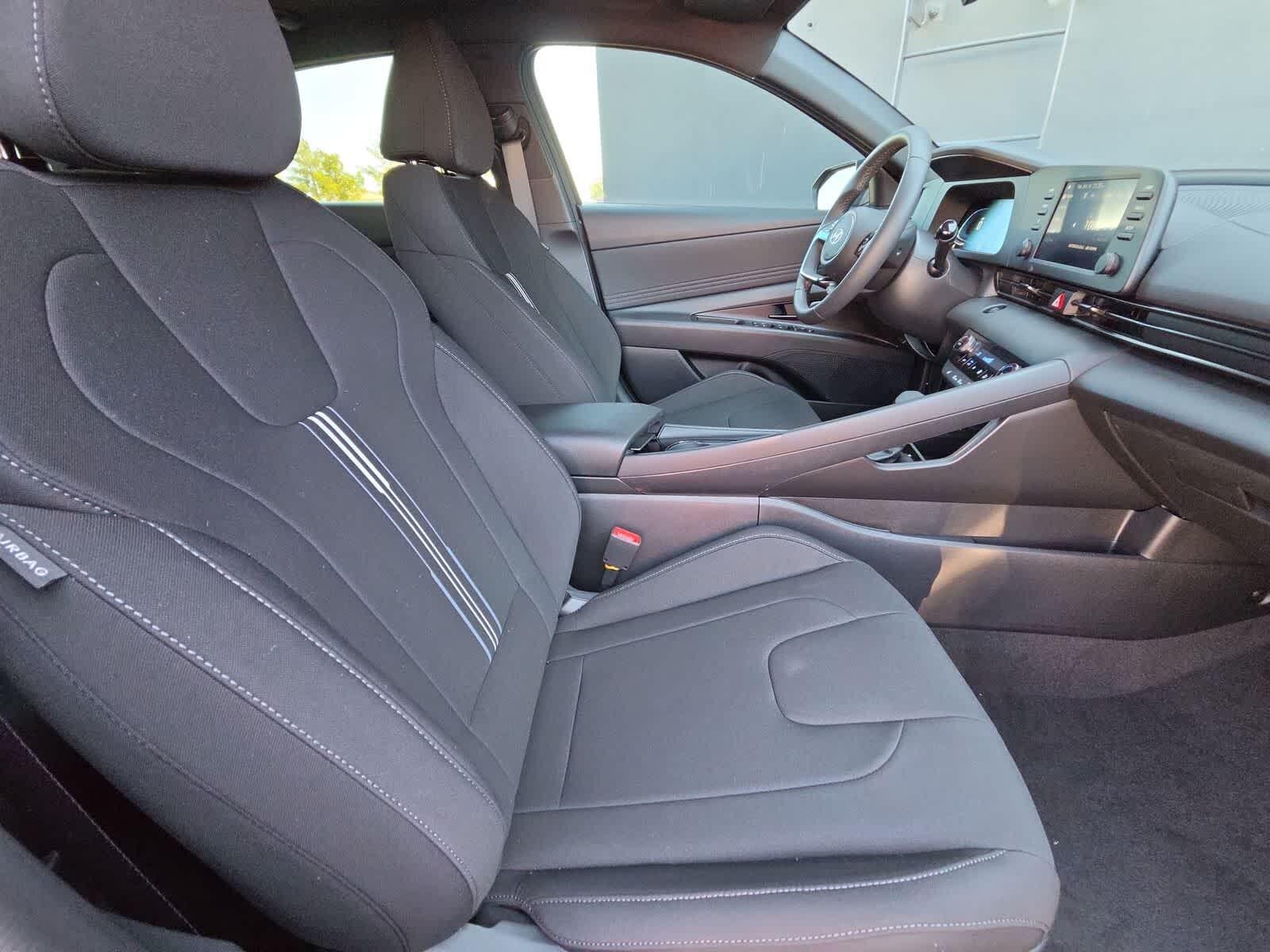 Thumbnail: 2026 Hyundai Elantra - 18