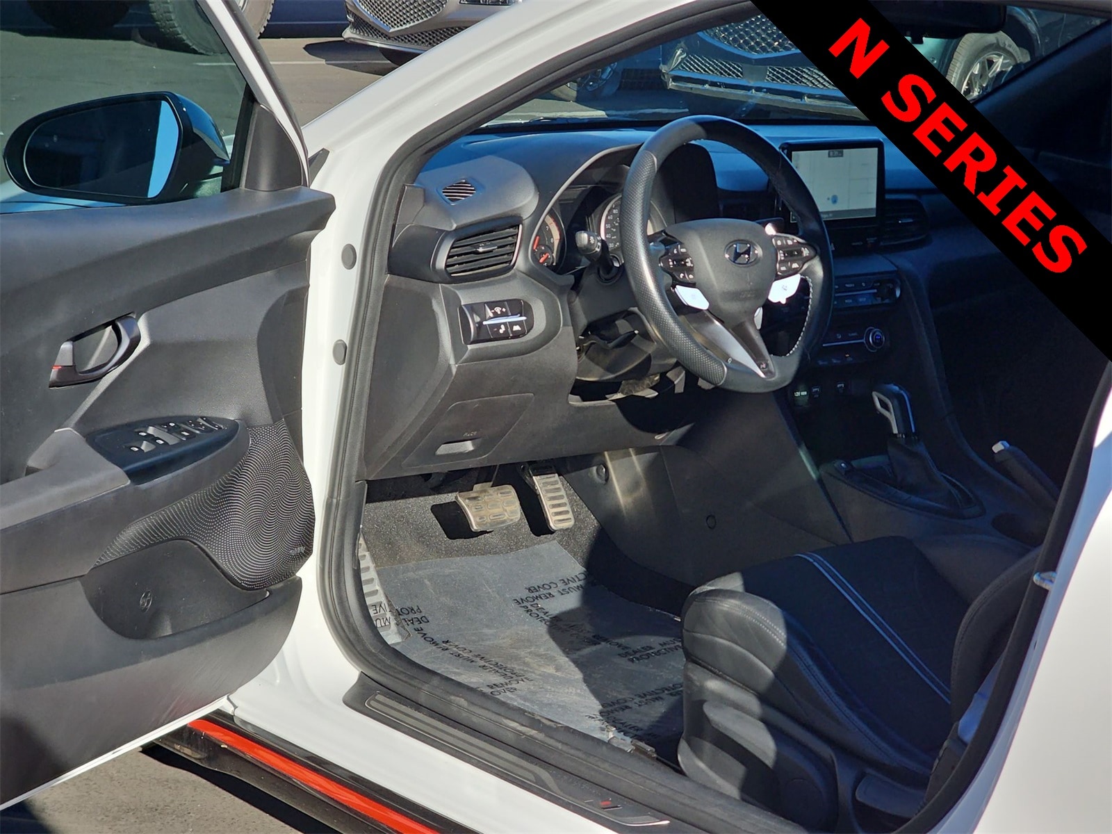 Thumbnail: 2022 Hyundai Veloster - 10