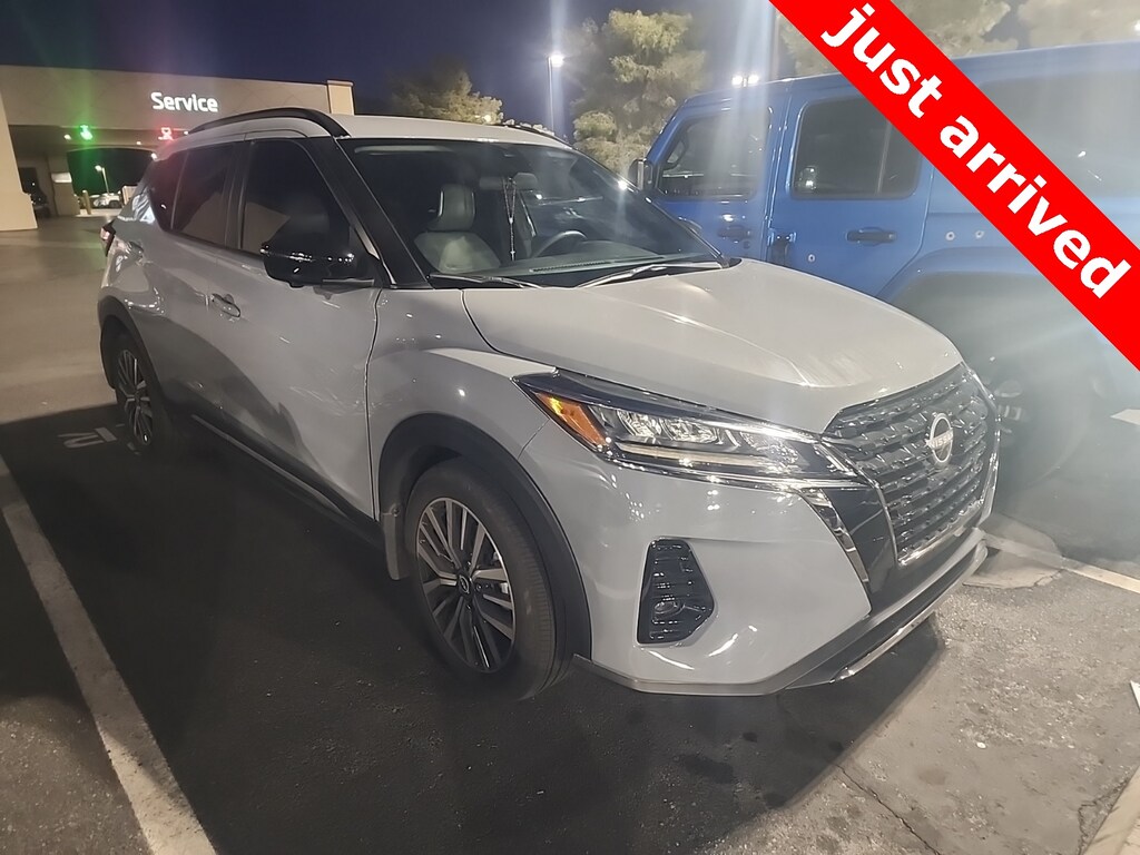 Used 2024 Nissan Kicks SR SUV