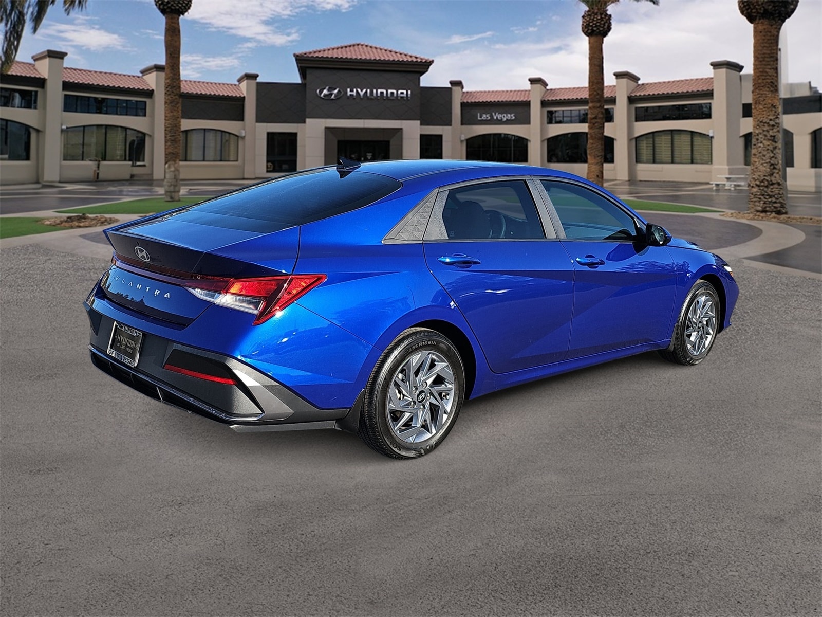 Thumbnail: 2024 Hyundai Elantra - 8