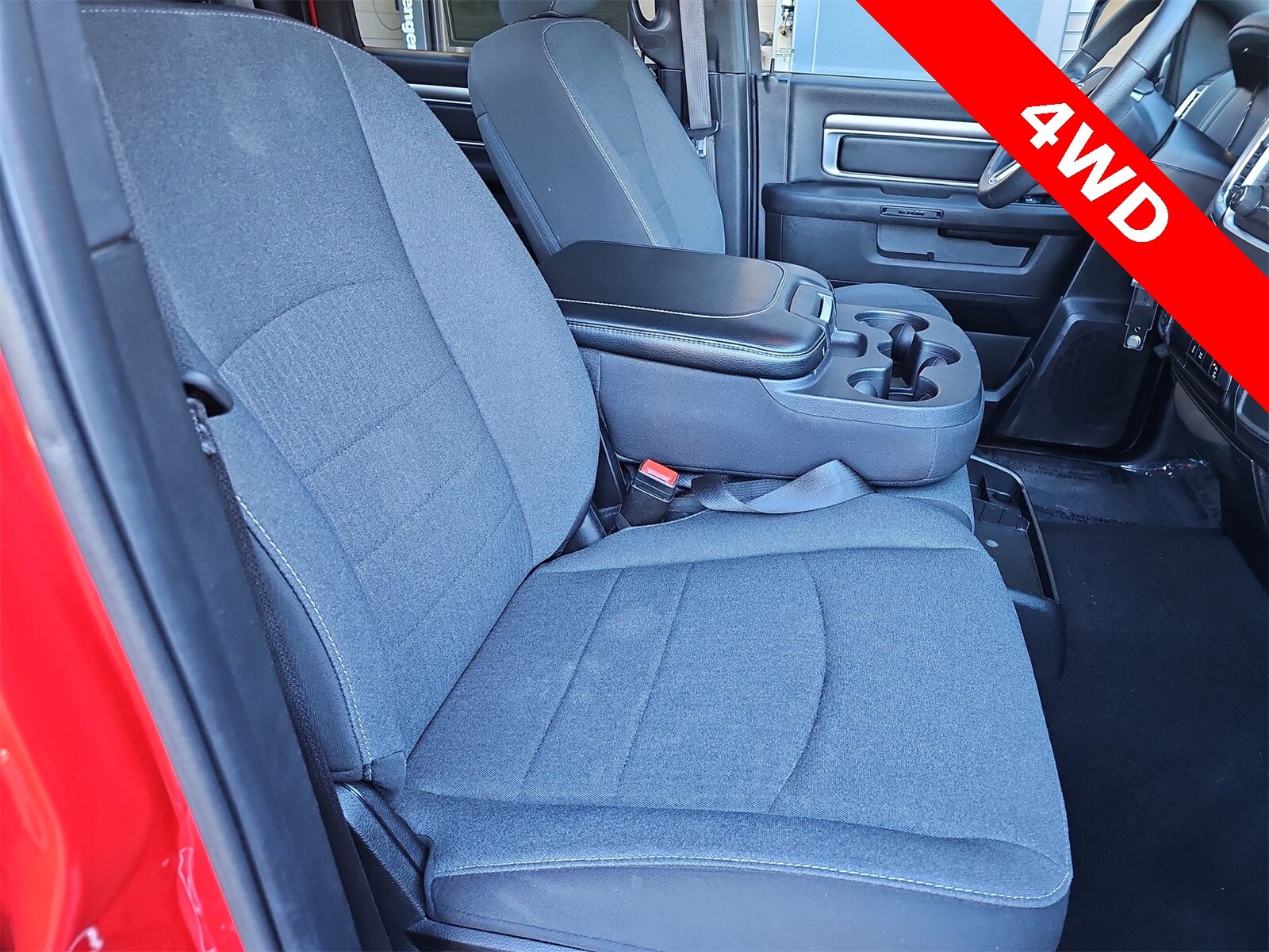 Thumbnail: 2024 RAM 1500 Classic - 18