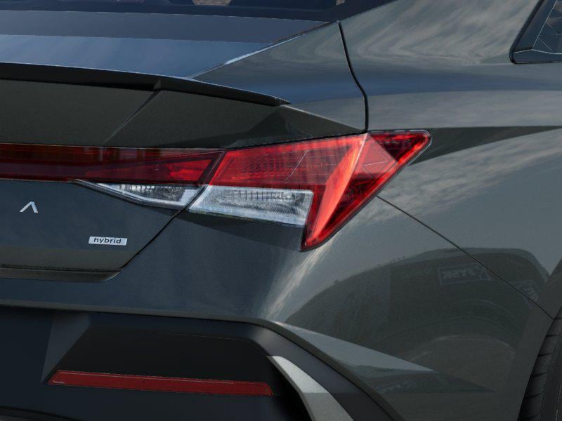 Thumbnail: 2025 Hyundai Elantra - 10