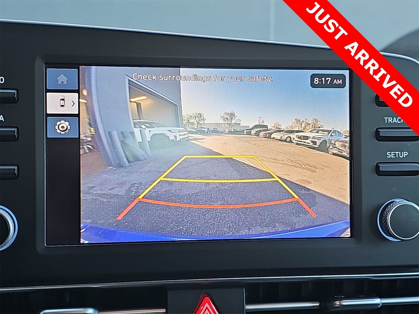 Thumbnail: 2024 Hyundai Elantra - 25