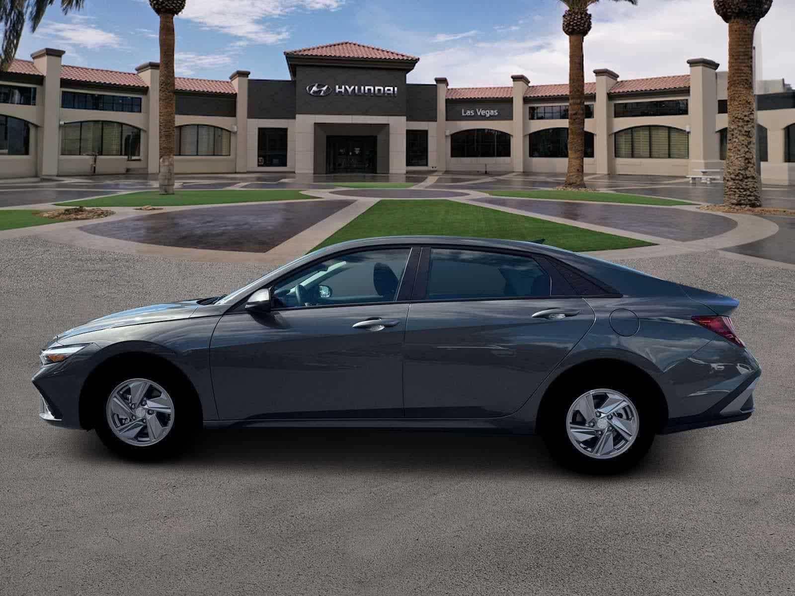 Thumbnail: 2026 Hyundai Elantra - 3