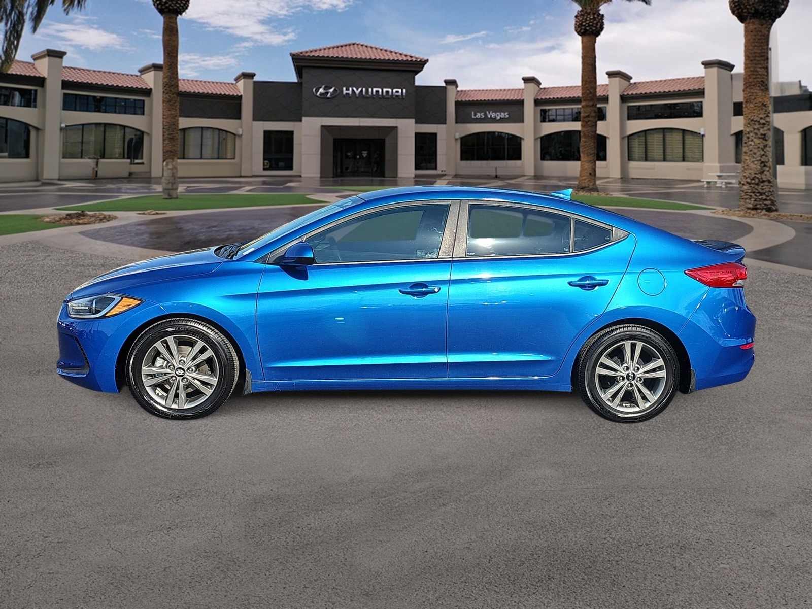 Thumbnail: 2017 Hyundai Elantra - 6
