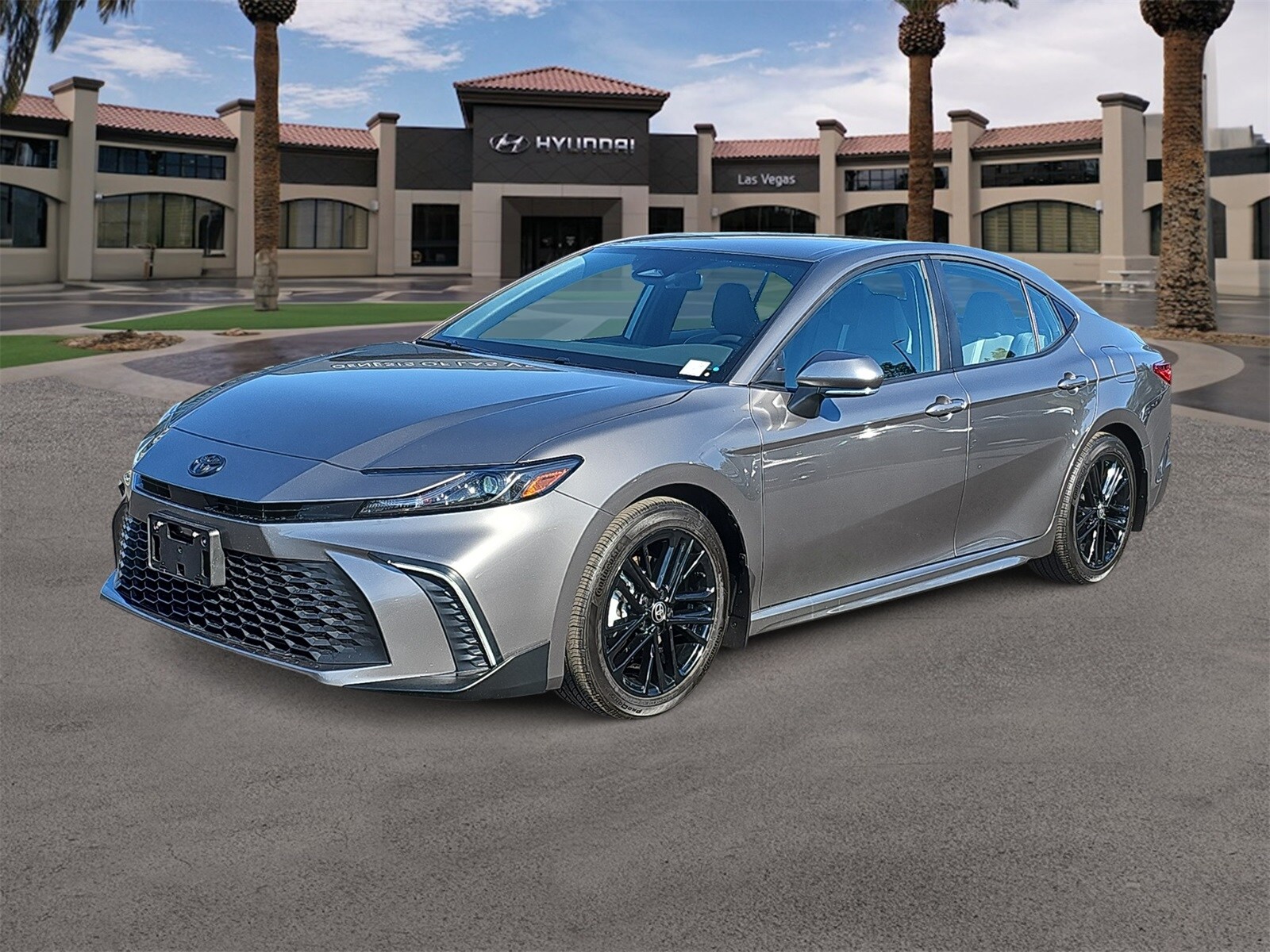 2025 Toyota Camry SE photo 3