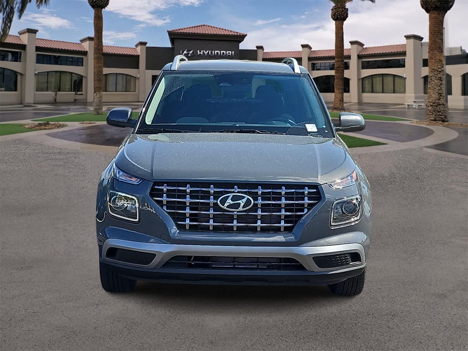 Thumbnail: 2025 Hyundai Venue - 3