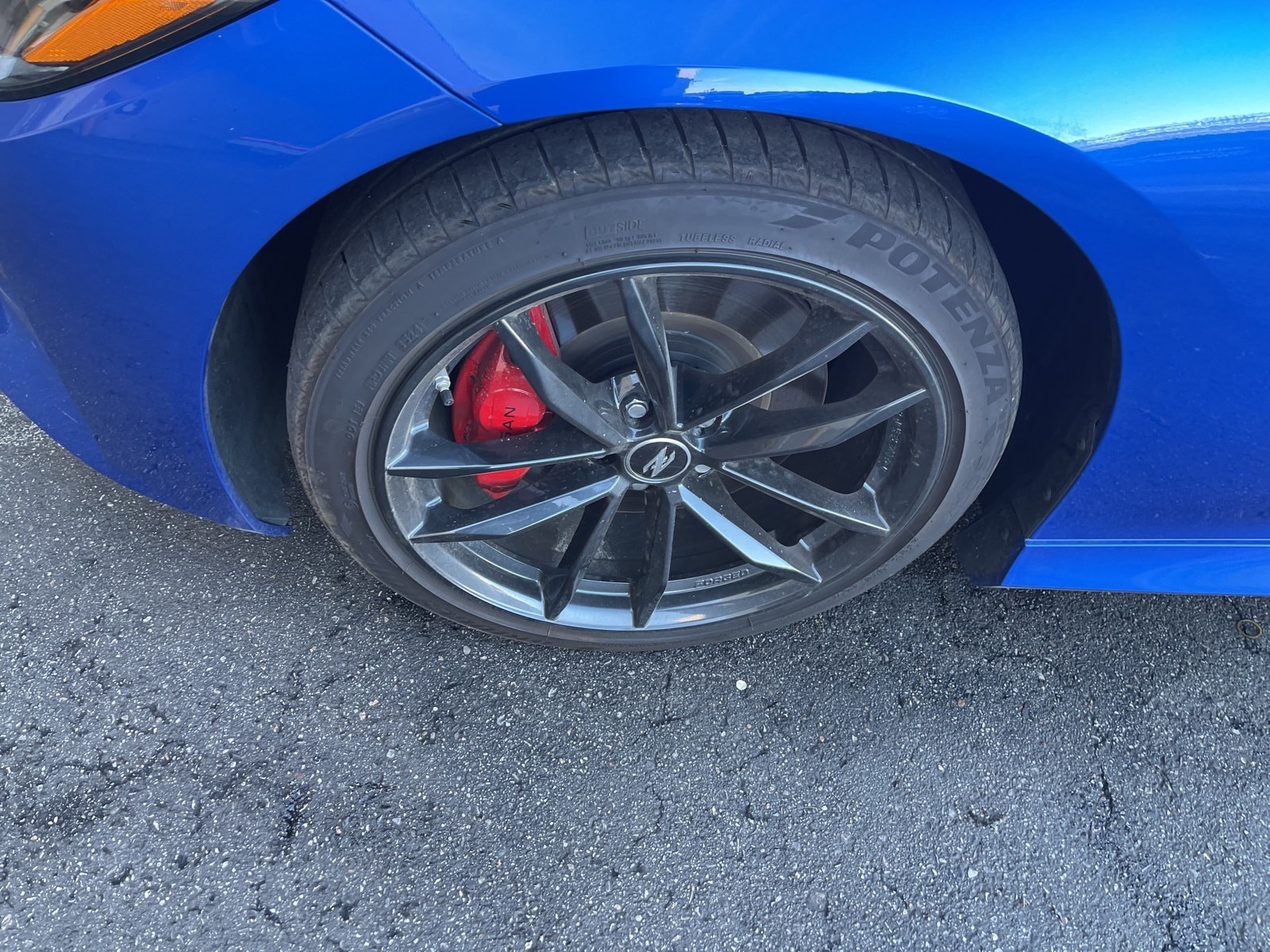 Thumbnail: 2025 Nissan Z - 3