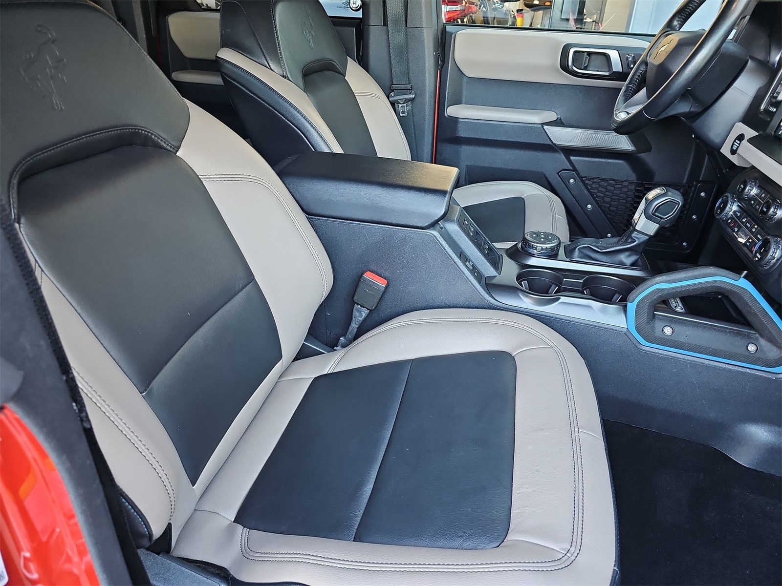 Thumbnail: 2022 Ford Bronco - 18