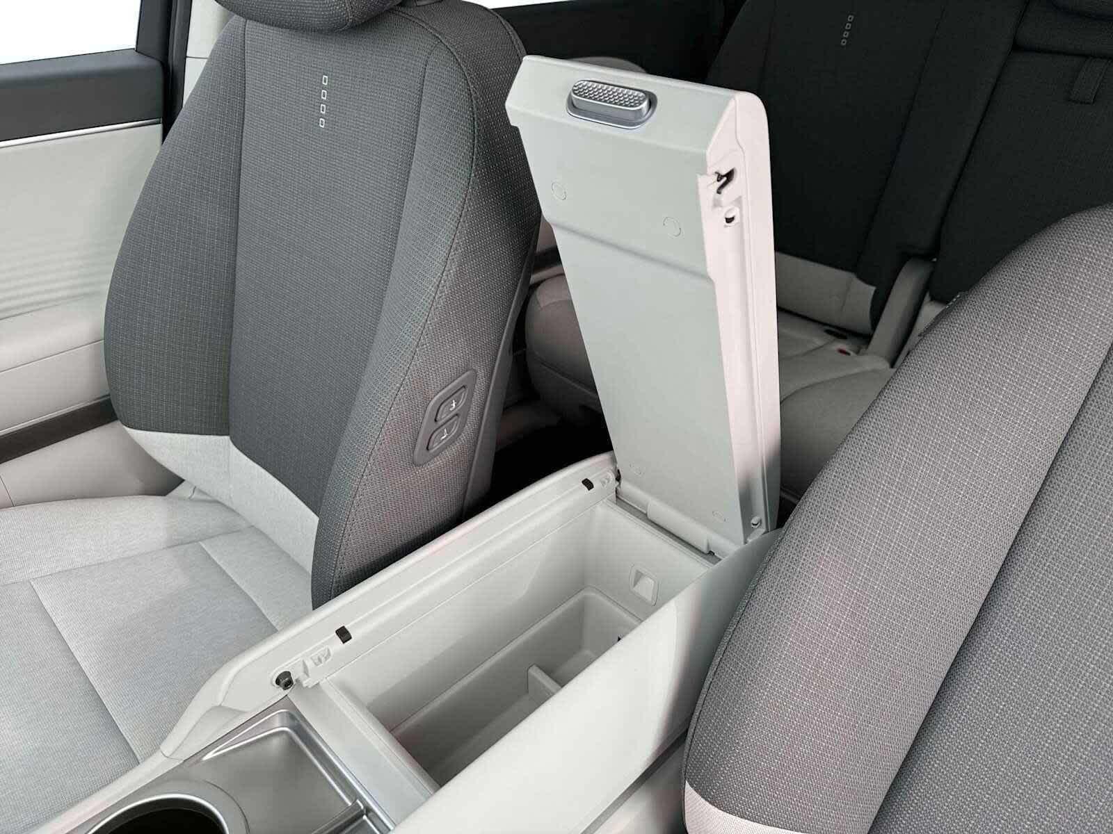 Thumbnail: 2026 Hyundai Ioniq - 11