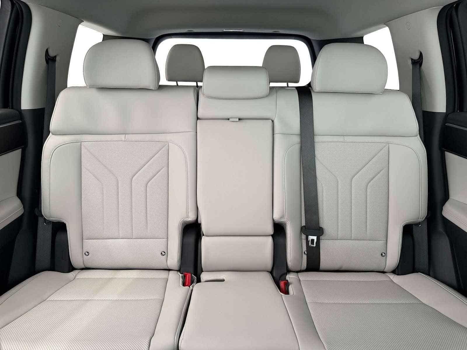 Thumbnail: 2026 Hyundai Santa Fe - 16