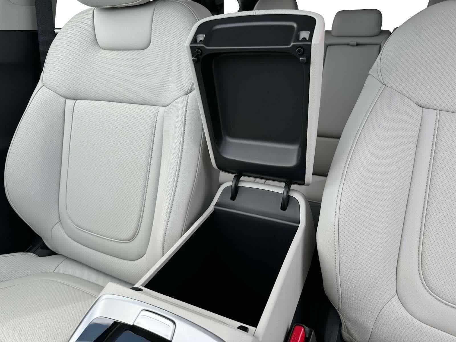 Thumbnail: 2025 Hyundai Tucson - 18