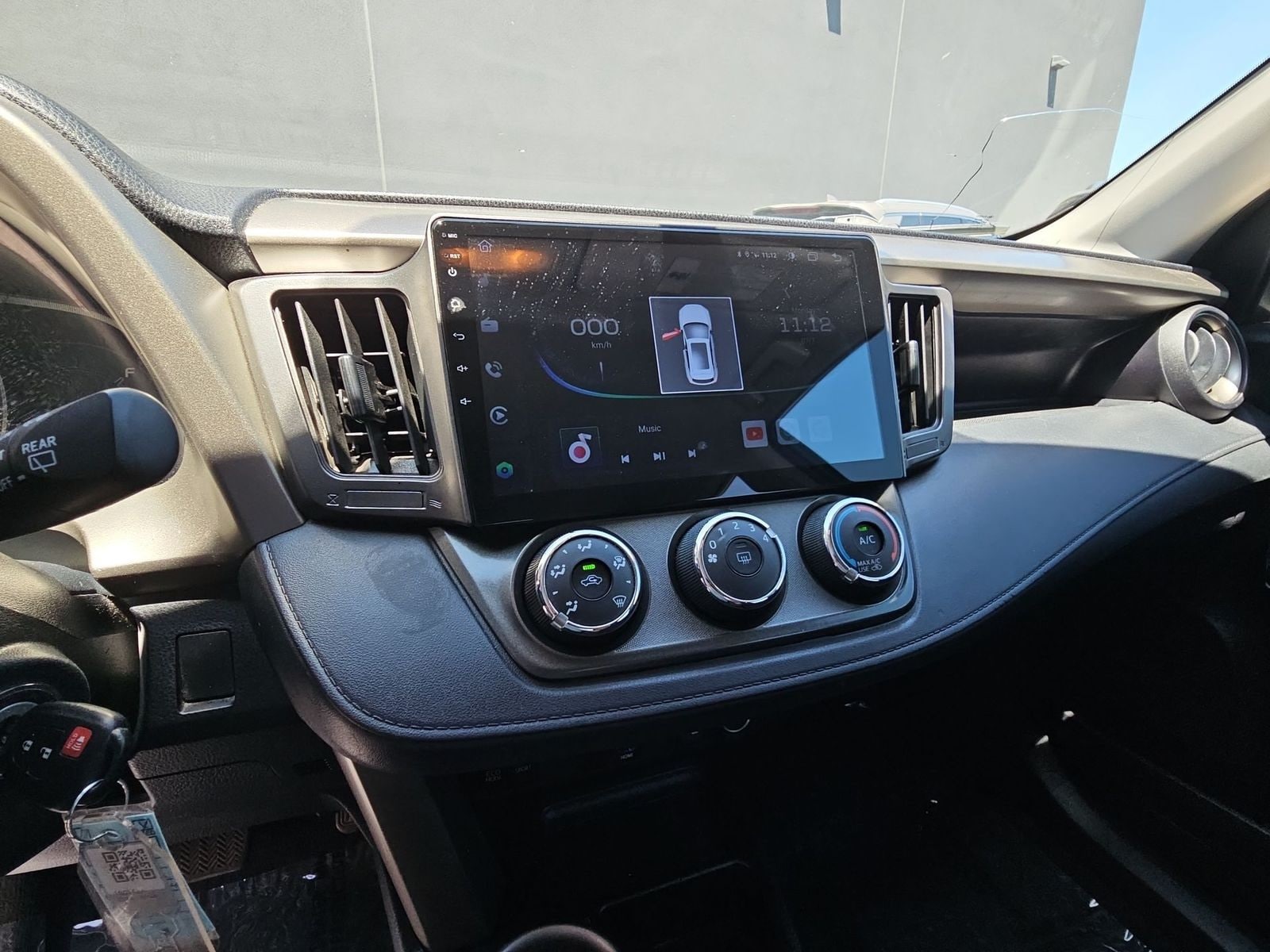 Thumbnail: 2014 Toyota RAV4 - 21