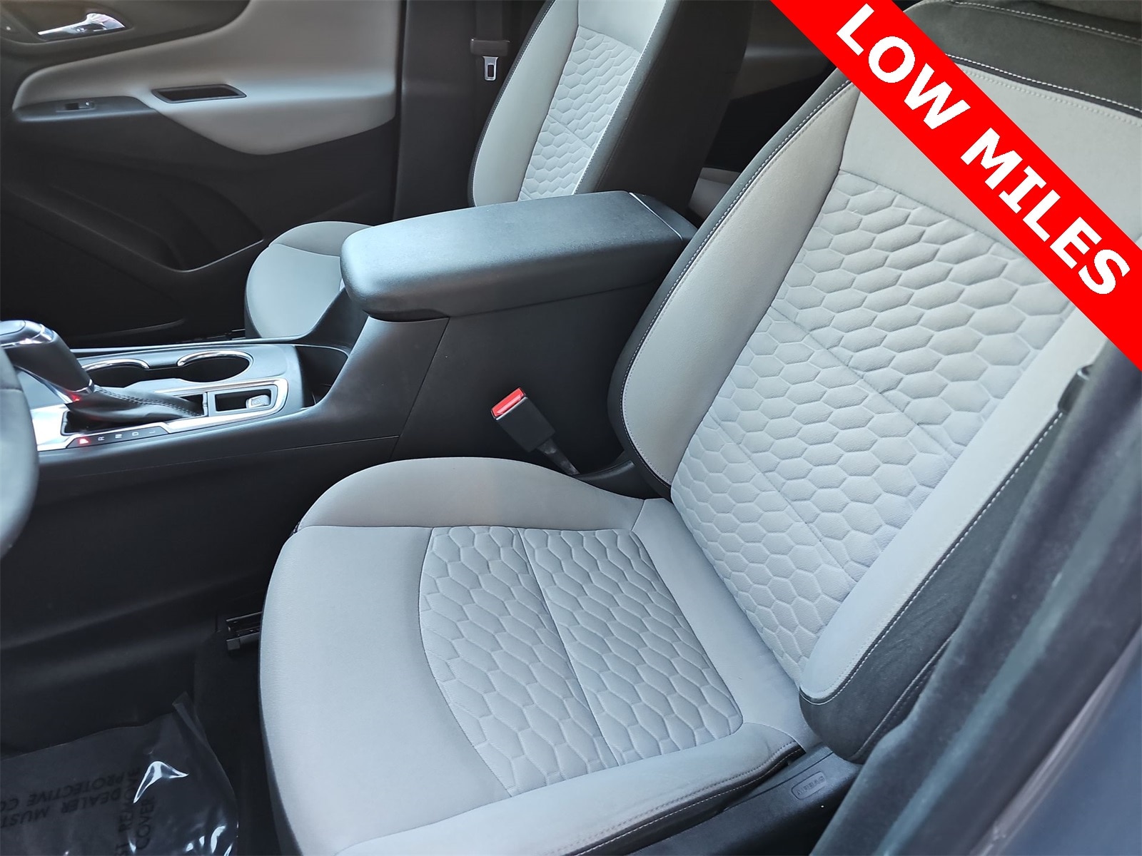 Thumbnail: 2018 Chevrolet Equinox - 15