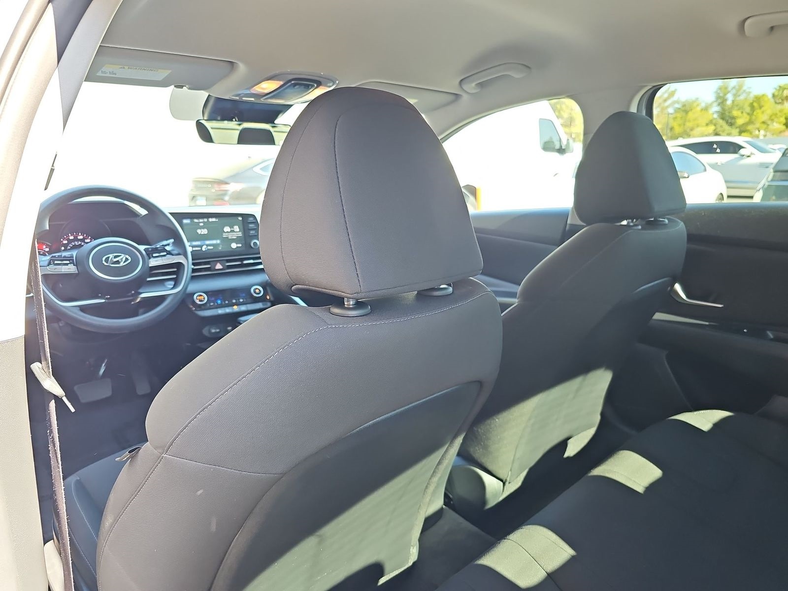 2022 Hyundai Elantra SEL 17