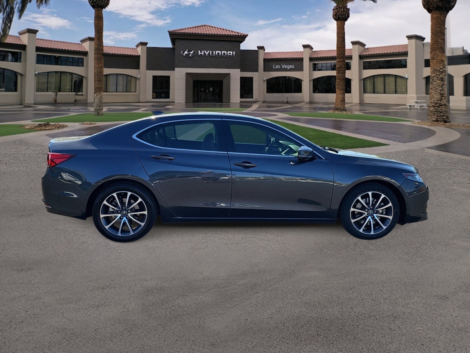 Thumbnail: 2015 Acura TLX - 10