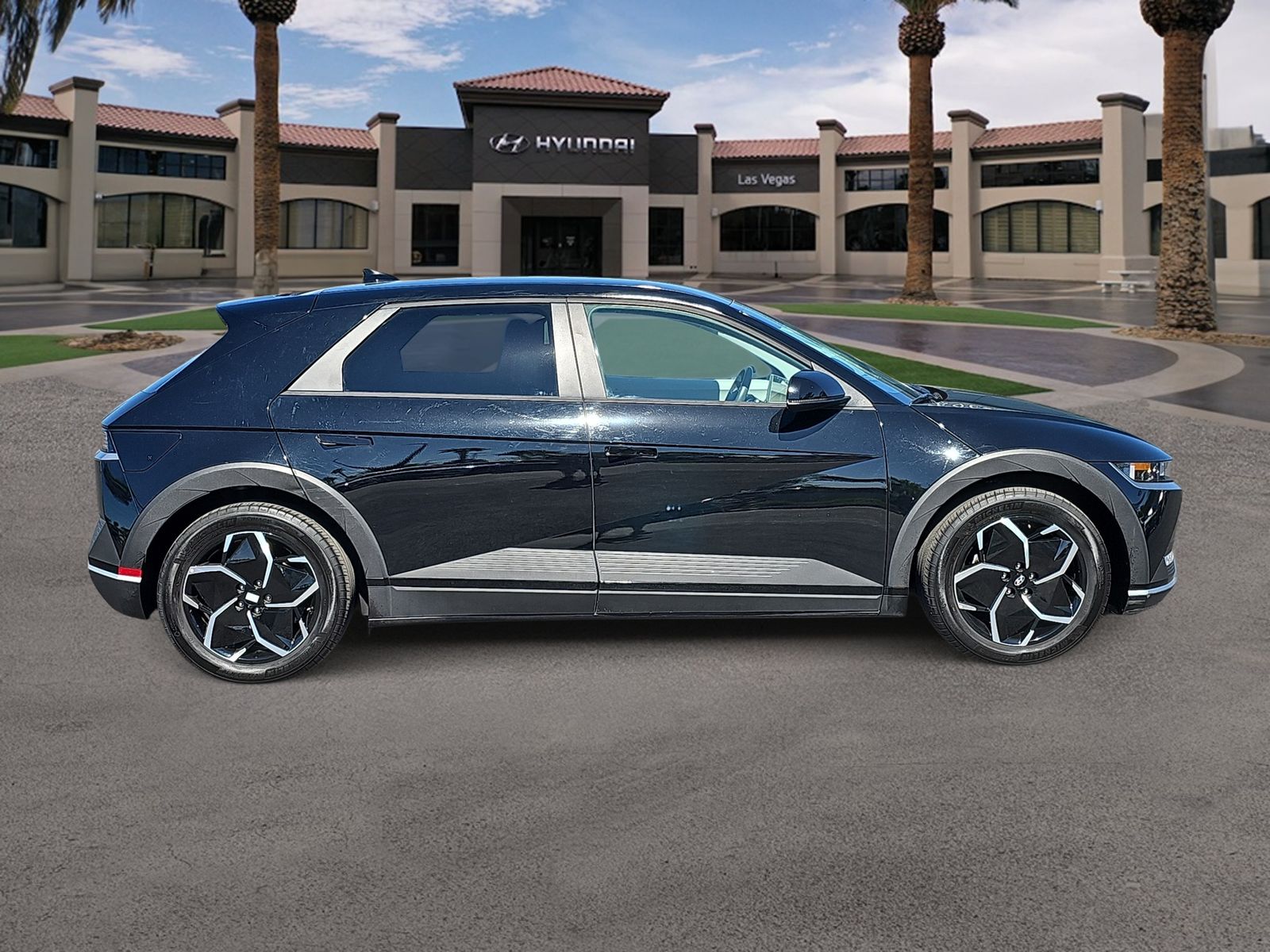 Thumbnail: 2024 Hyundai Ioniq 5 - 9