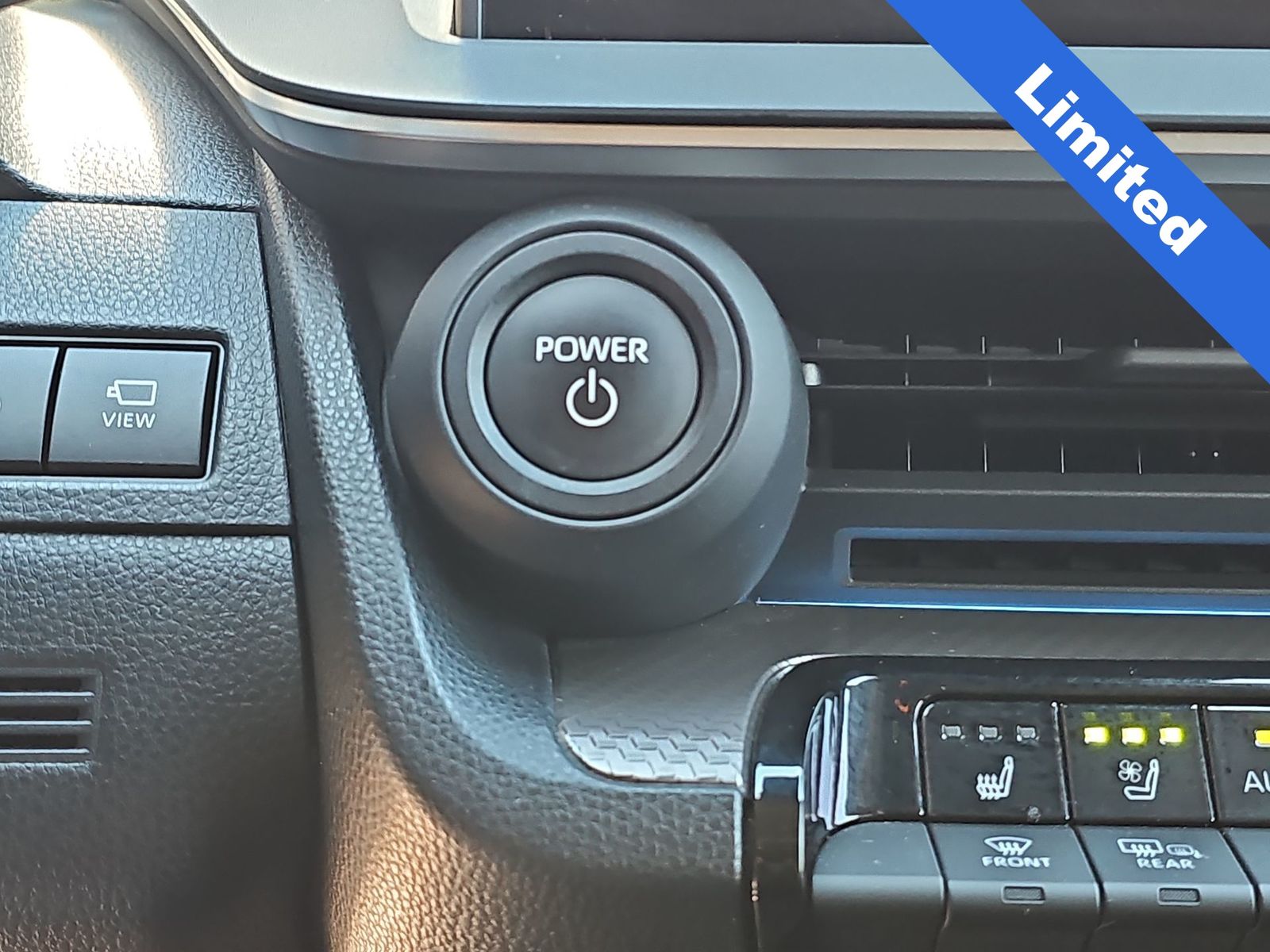 Thumbnail: 2023 Toyota Prius - 23