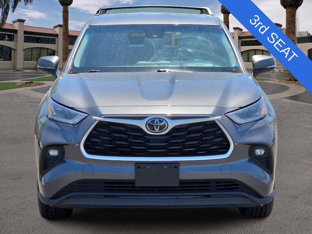 Used 2021 Toyota Highlander LE SUV