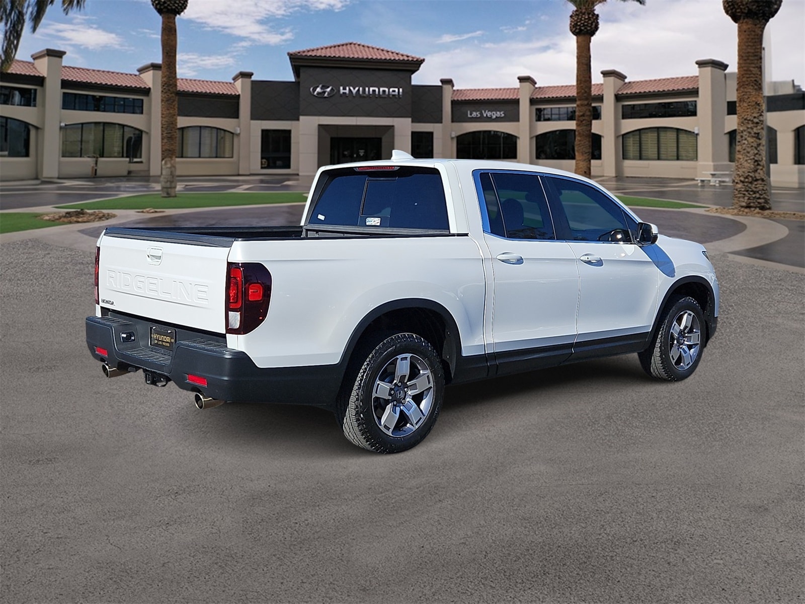 Thumbnail: 2024 Honda Ridgeline - 8